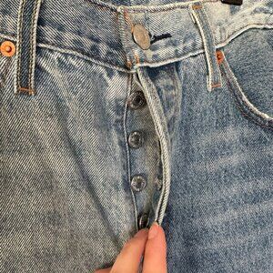 Levi's 501 Button Fly Jeans | W28 L30